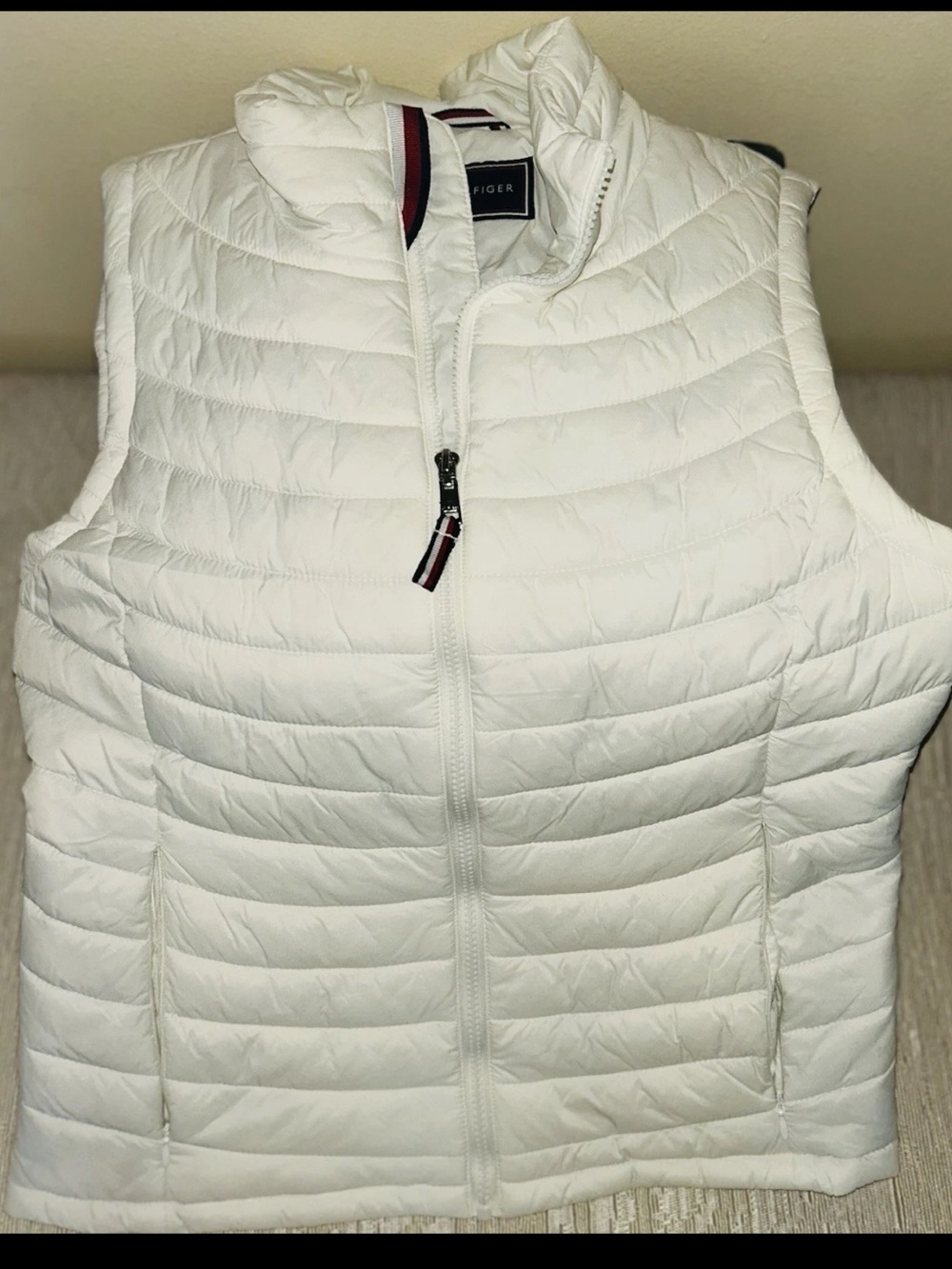 Tommy Hilfiger Quilted Zip Puffer Vest White Sleeveless Women's M w/zip pockets